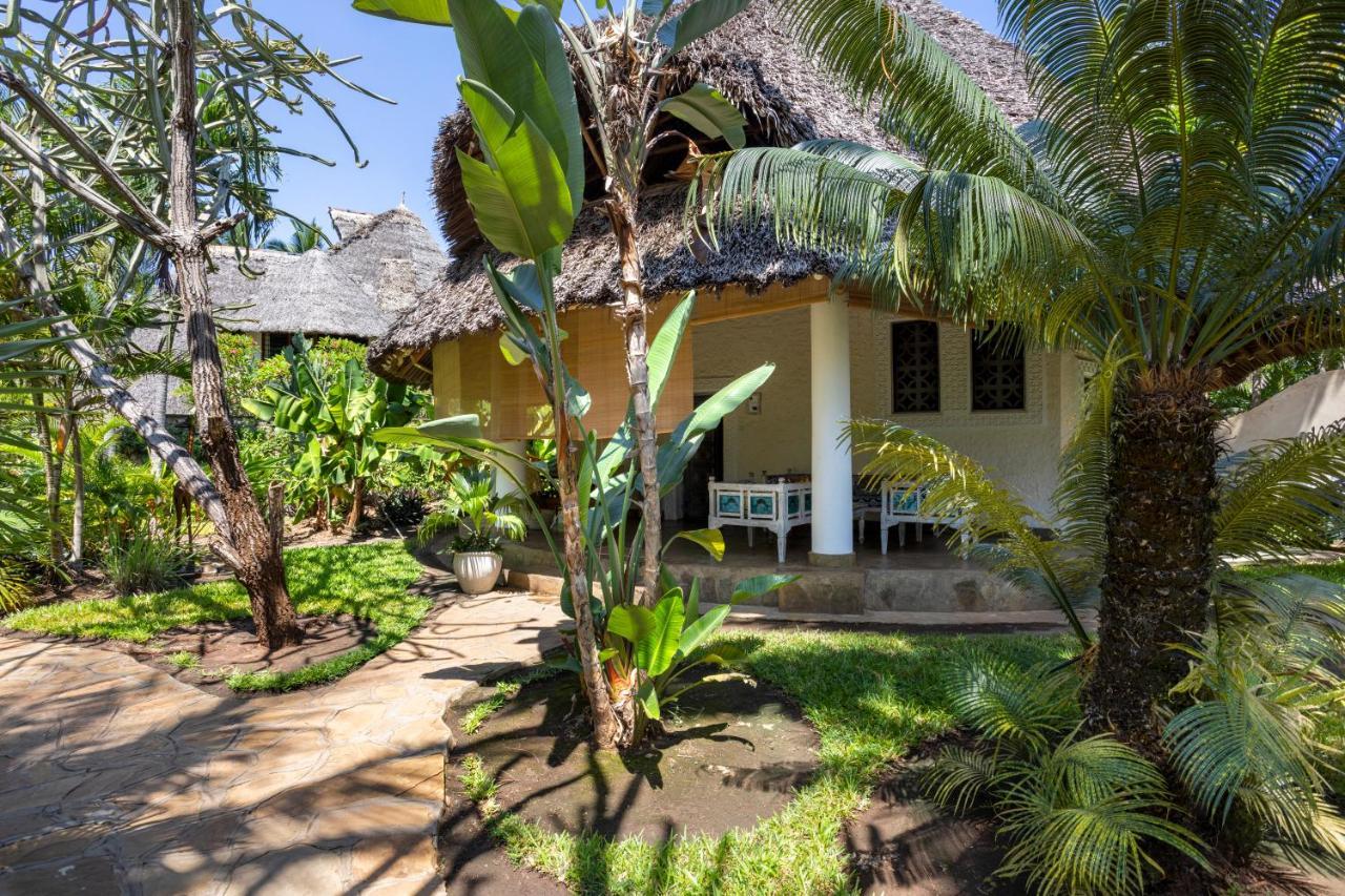 Aestus Villas Resort Diani Beach Extérieur photo