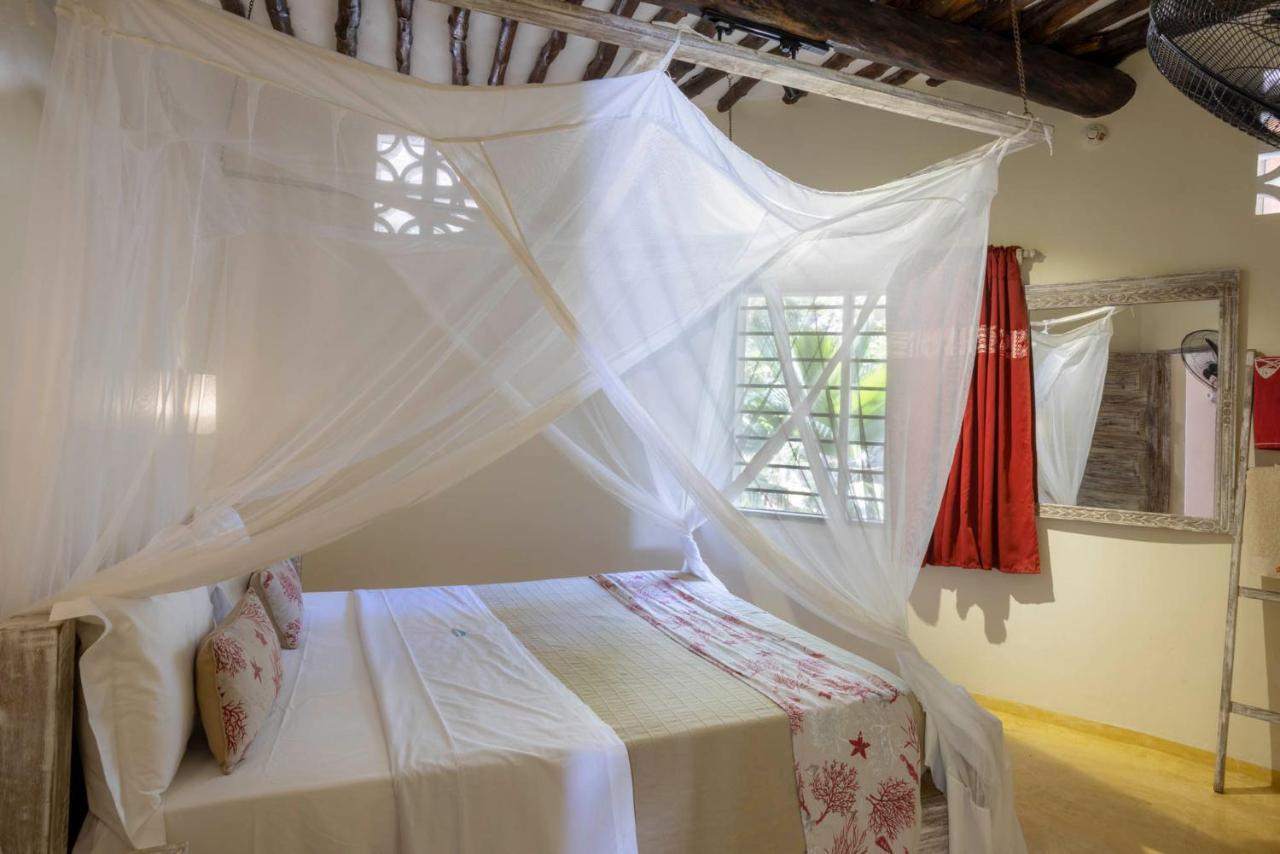 Aestus Villas Resort Diani Beach Extérieur photo