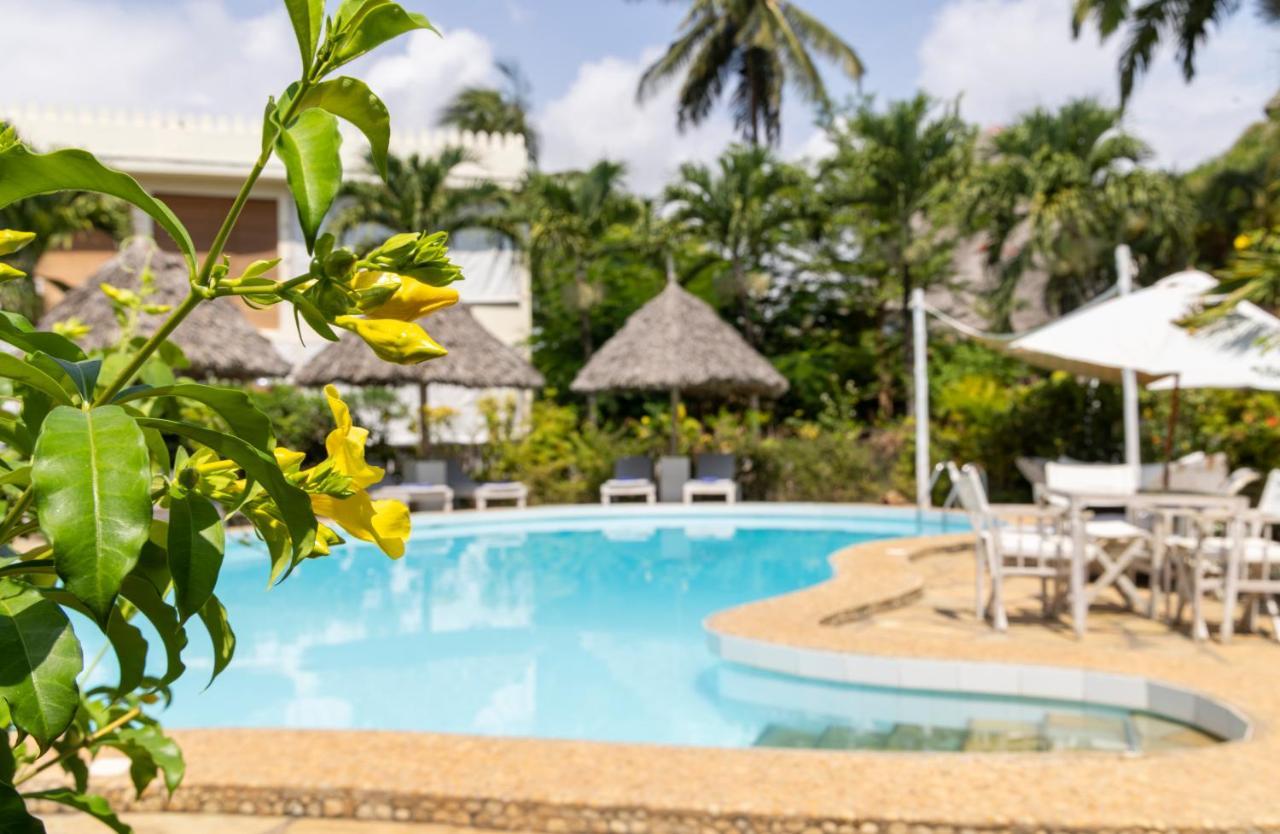 Aestus Villas Resort Diani Beach Extérieur photo